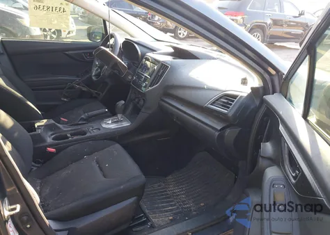 2017 Subaru Impreza 2.0I Premium z USA, uszkodzony, nr VIN 4S3GKAB62H3615840